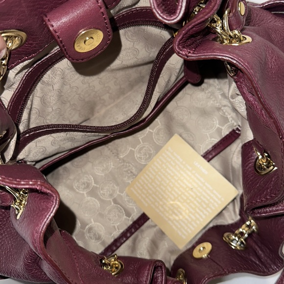 EUC - Michael Kors Pebbled Leather Shoulder Bag, Large Merlot with Gold Accents - Picture 9 of 9